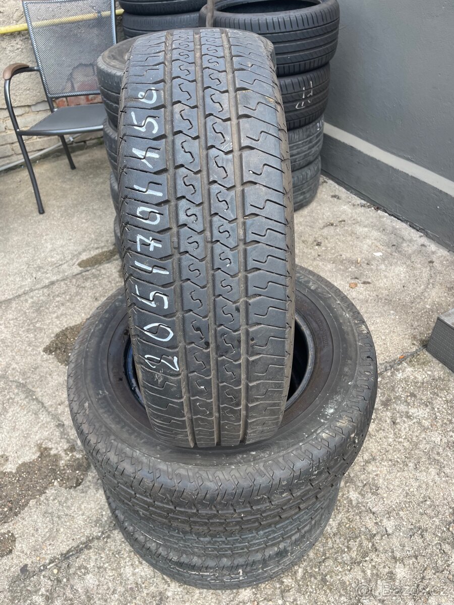 Letní pneu 205/70/15C