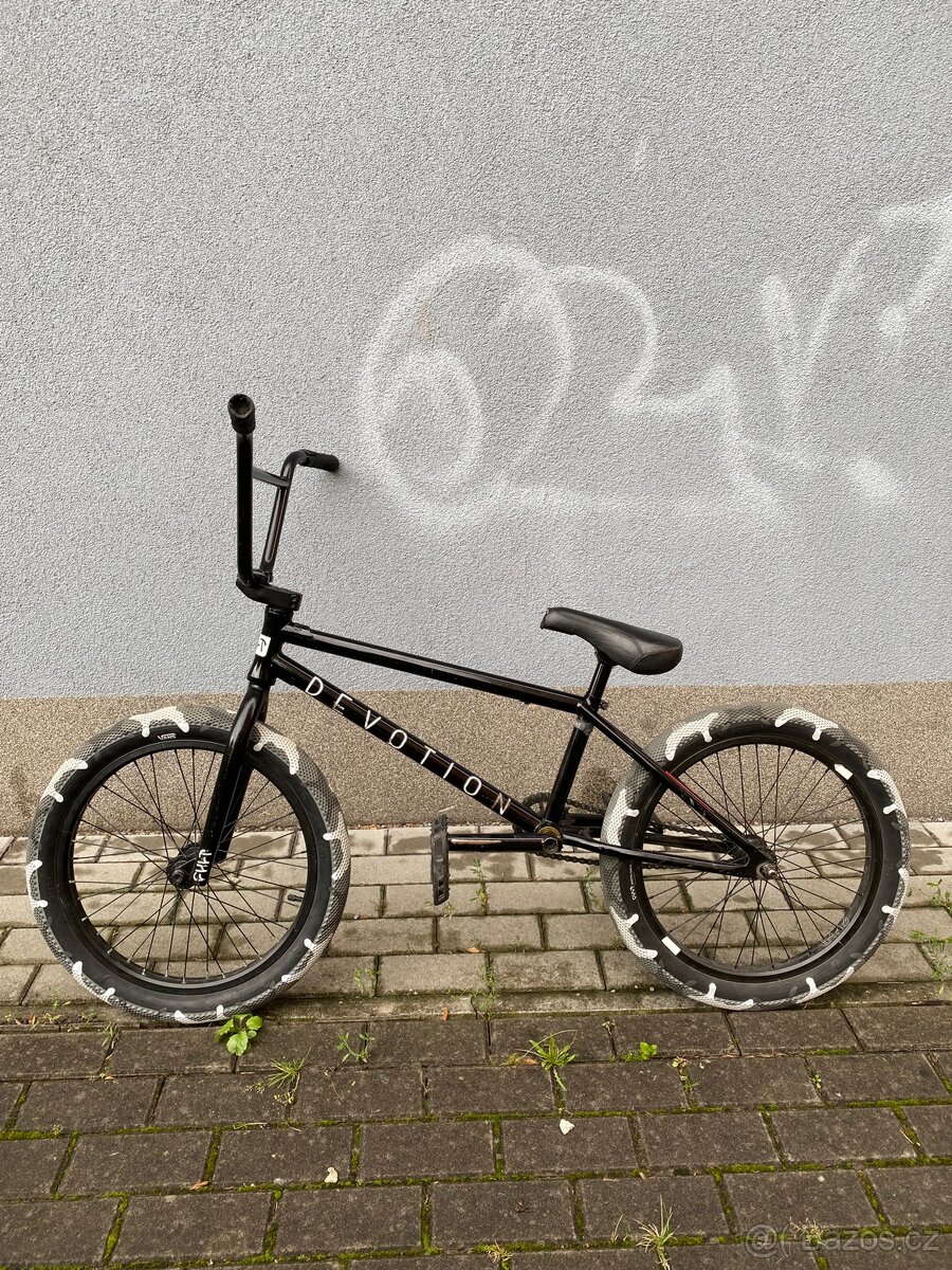 BMX Cult Vans