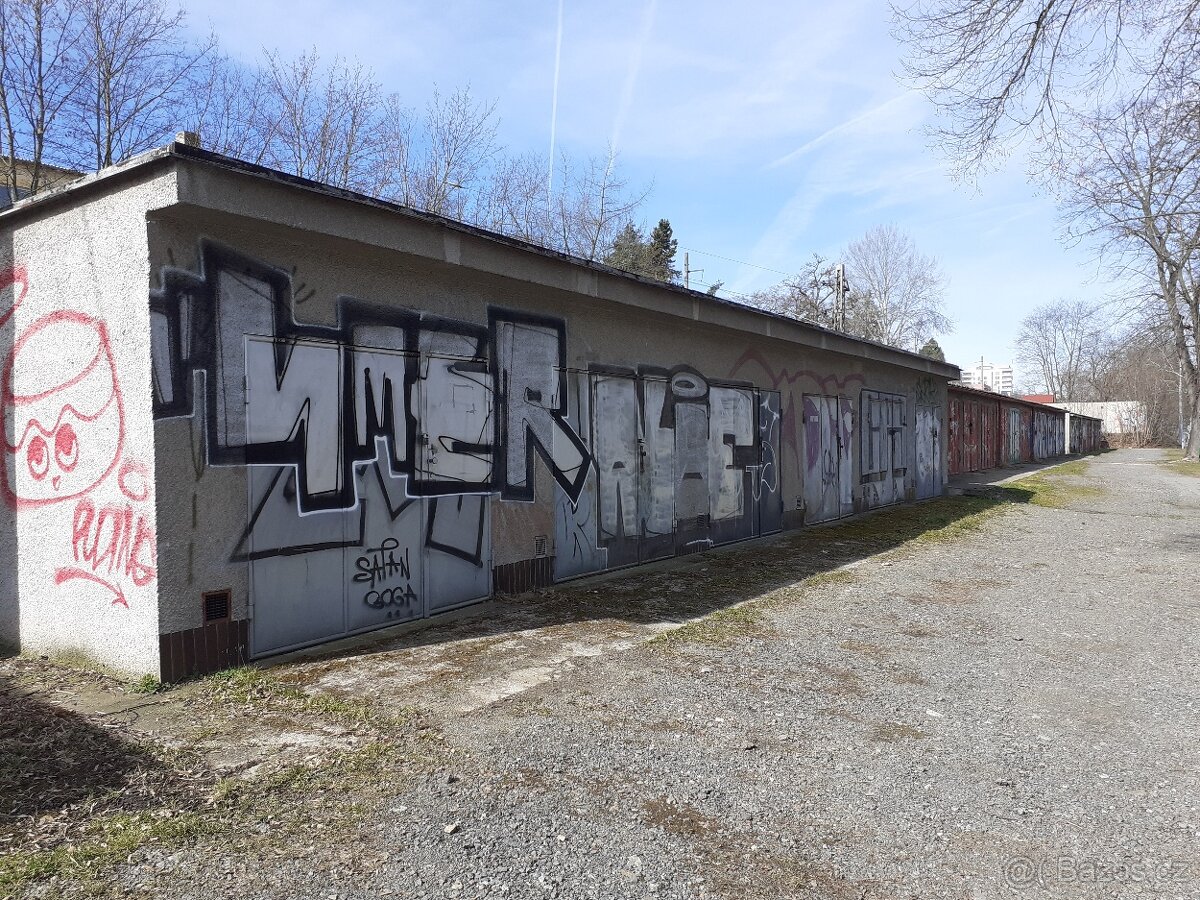 Garáž Plzeň - Doudlevecká ul - Centrum - s elekřinou
