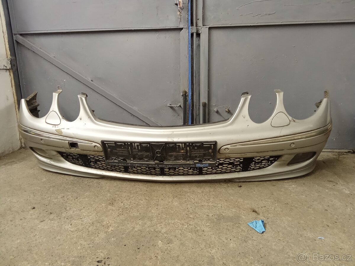 Prodám přední nárazník mercedes w 211 e class