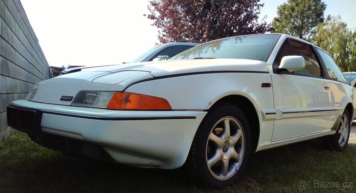 116.000km, Volvo 480S GT 2.0i, BEZ KOROZE-Klima-Servis