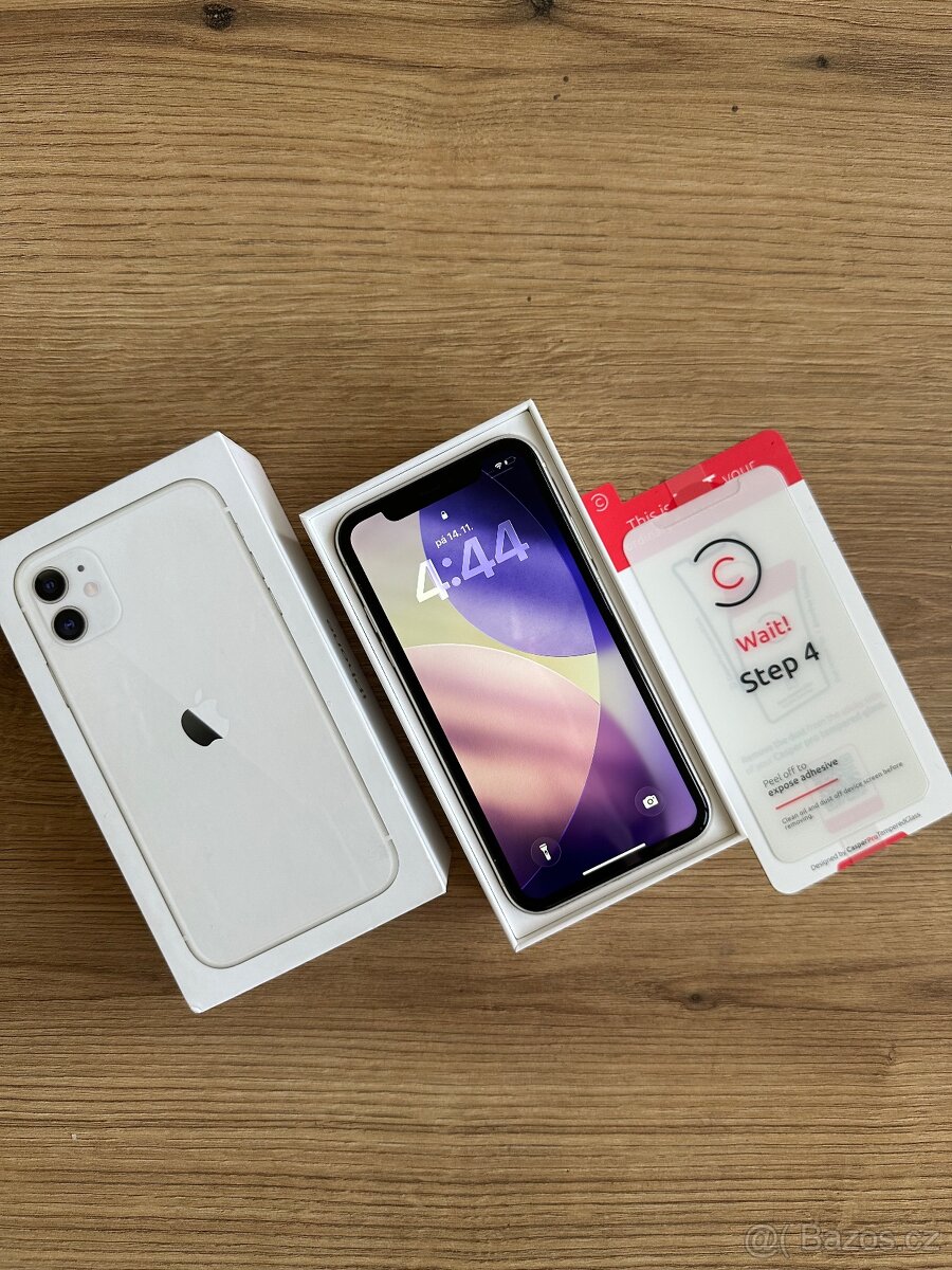Apple Iphone 11 64GB ZÁRUKA 12 MĚSÍCŮ Stav: B Baterie: 100%