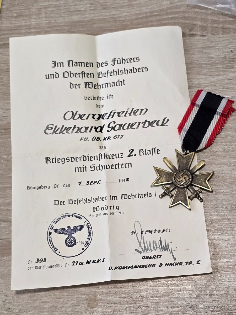 Válečný záslužný kříž a dekret - radiová jednotka