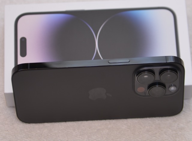 Apple iPhone 14 Pro 256 GB – Black Titanium