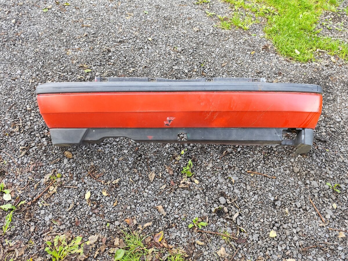 Zadní nárazník golf 3