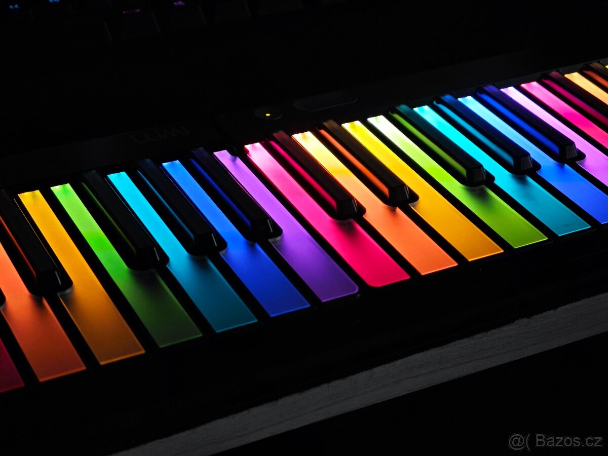 Roli lumi piano M