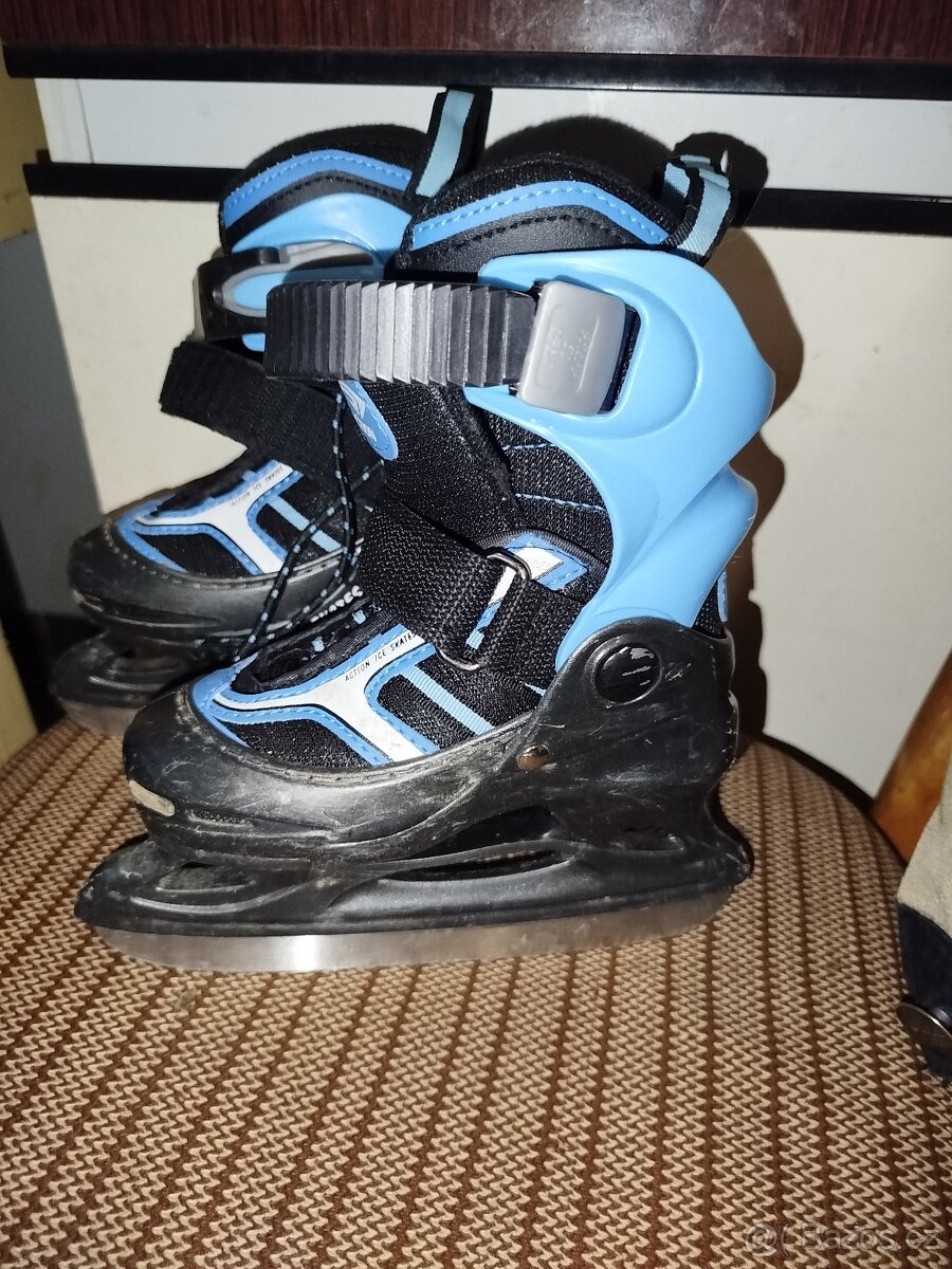 Chlapecké zimní brusle 26-29