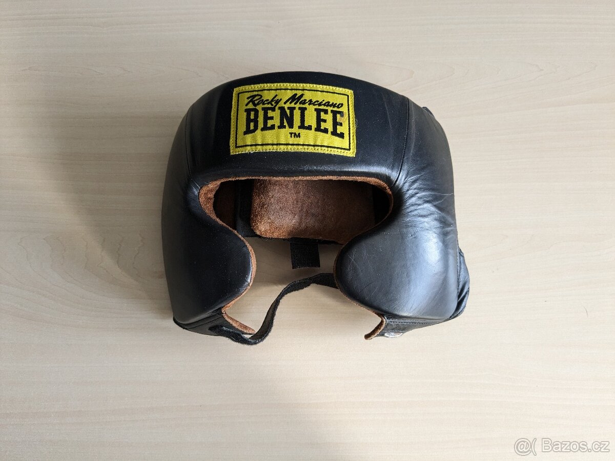 Boxerská přilba velikost L Benlee