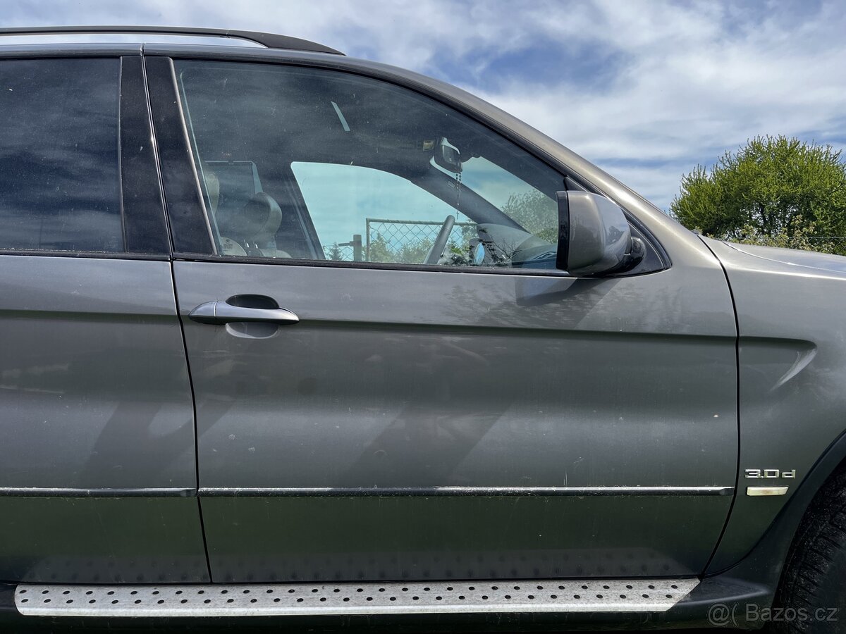 Přední dveře BMW X5 E53