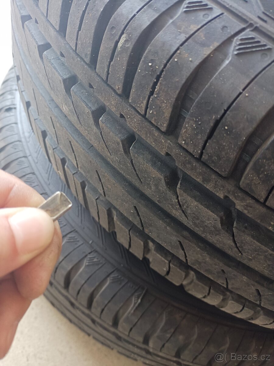 Letní sada 195/65 R15. Rozteč: 5x112 ET 47