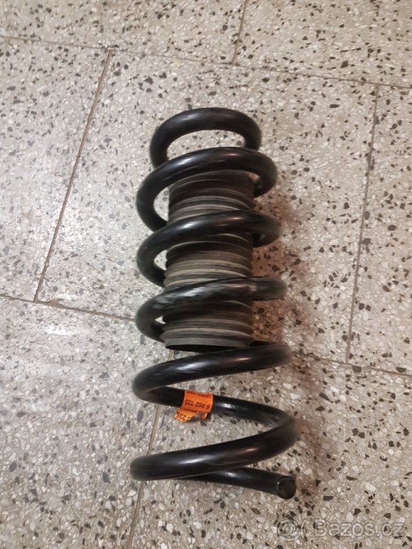 Pruzina bmw f15 f16