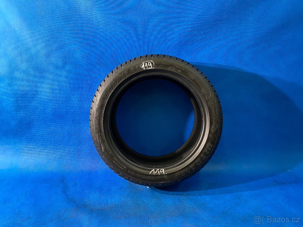 Zimní pneu VW 235/45/R17 Goodyear Ultra Grip Performance