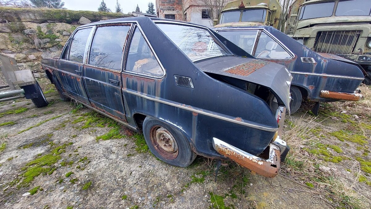 Tatra 613 - Chromka