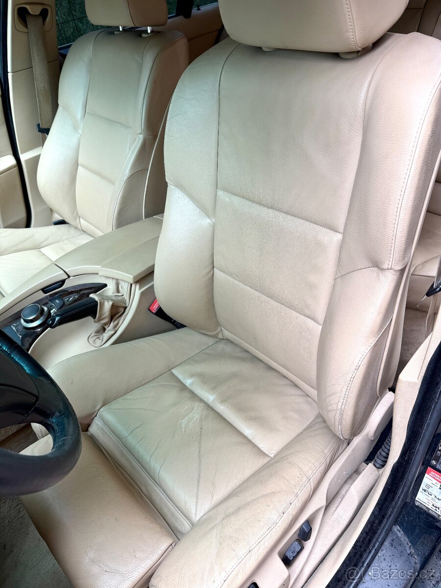 Interiér BMW E61