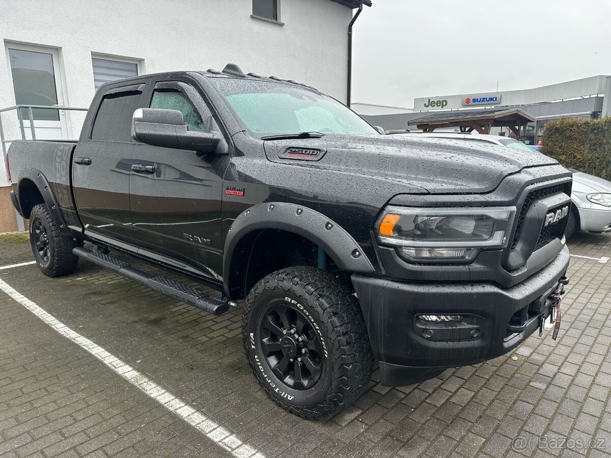 Dodge ram 2500 Power Wagon