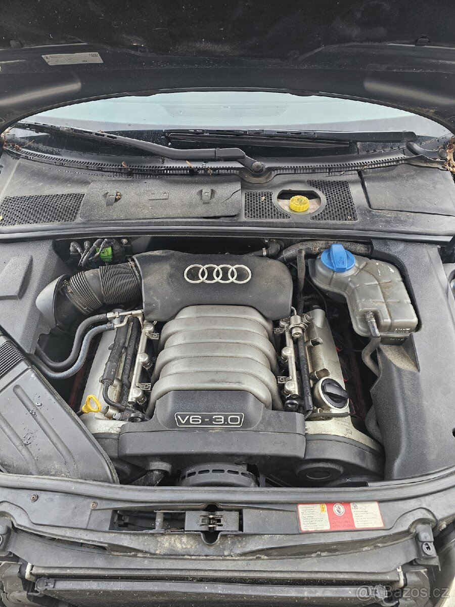 Audi A4b6 3.0 V6i ( Při rychlém jednání sleva )