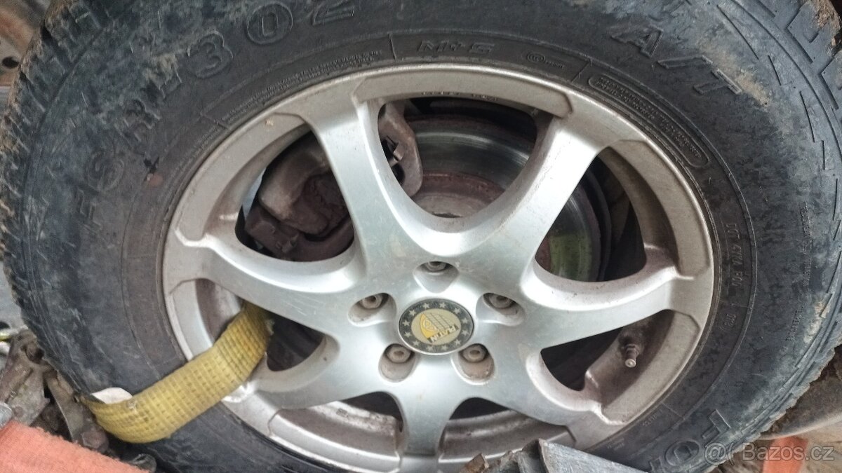 Toyota RAV4 - díly a motor
