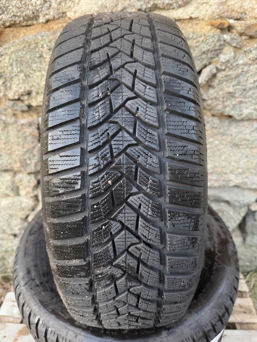 Zimní pneumatiky Dunlop 215/60/16