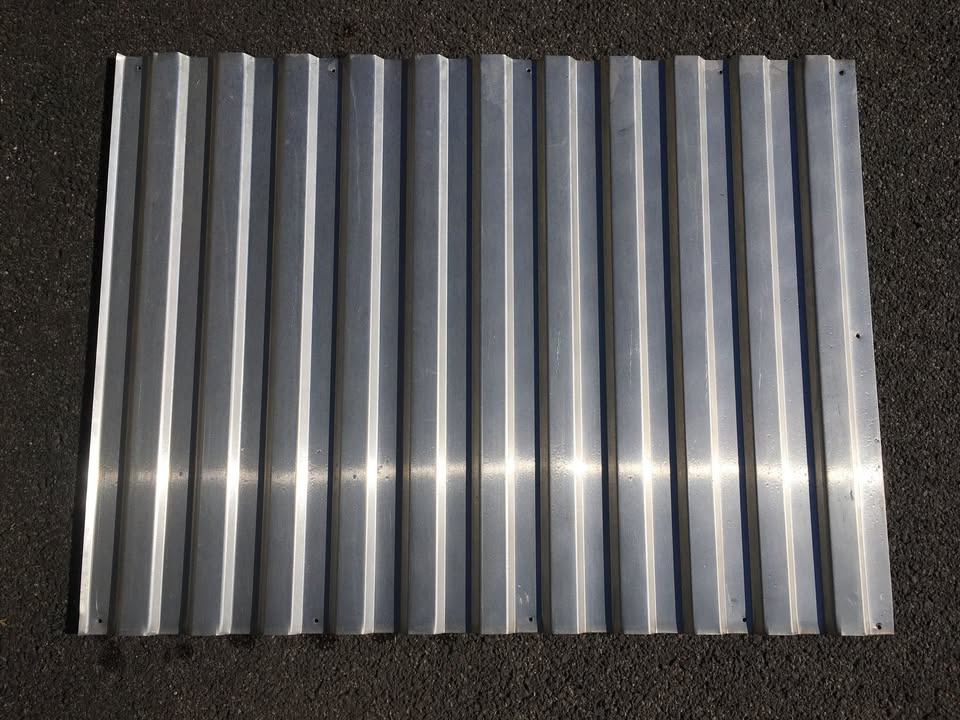 střešní plech krytina vlnitý trapézový hliník plech 0,7mm