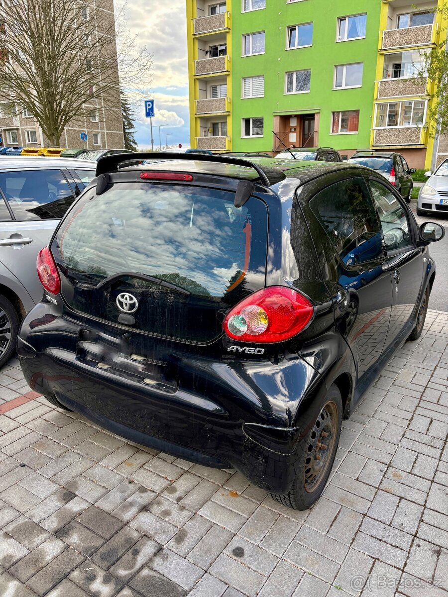 TOYOTA AYGO 1.0