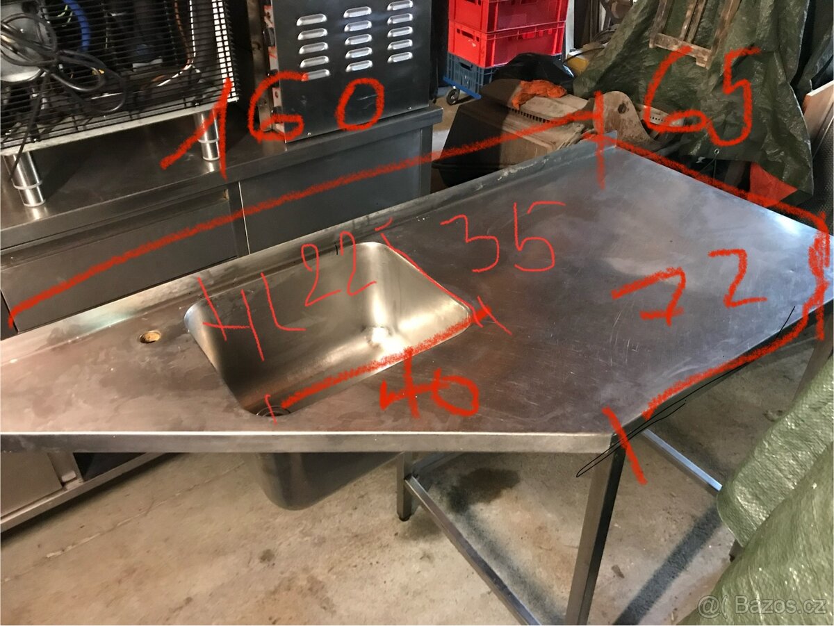 Prodám profi nerez atypický stůl s dřezem