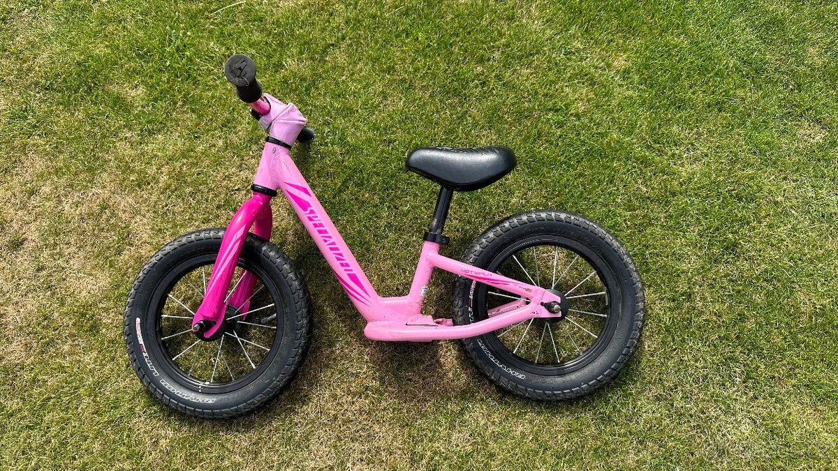 SPECIALIZED Hotrock 12 růžové