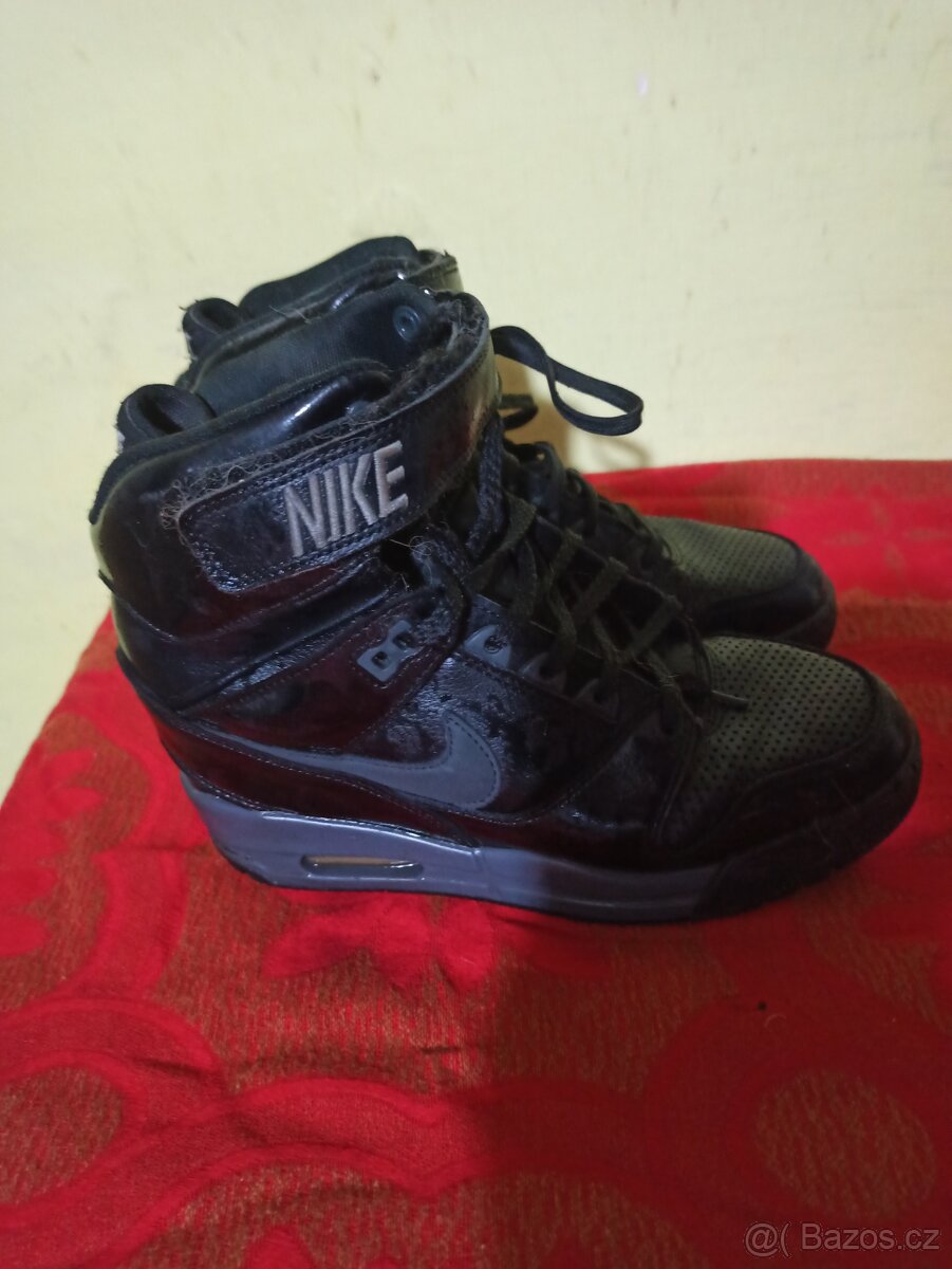 Nike 39
