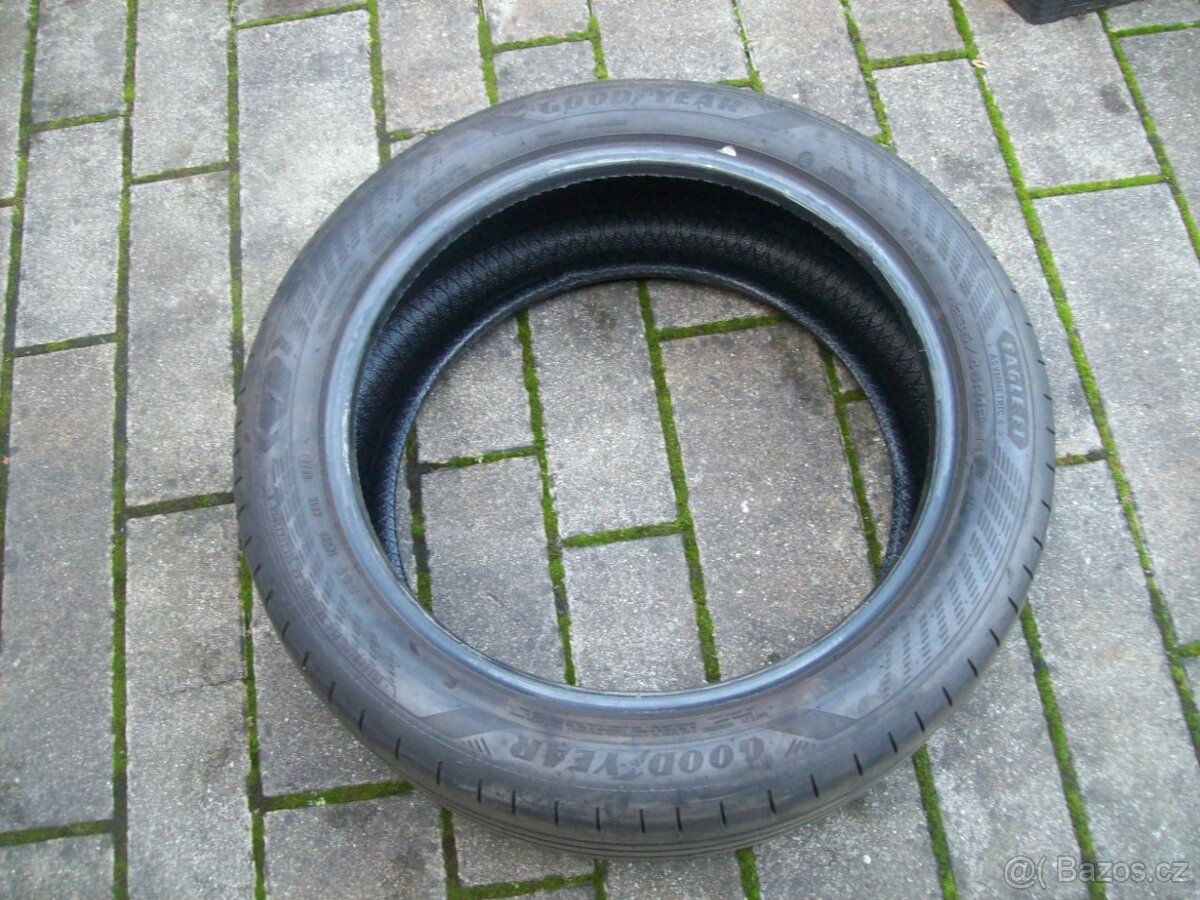 1x Goodyear Eagle F1 asym.6 235.45.18 Superb IV