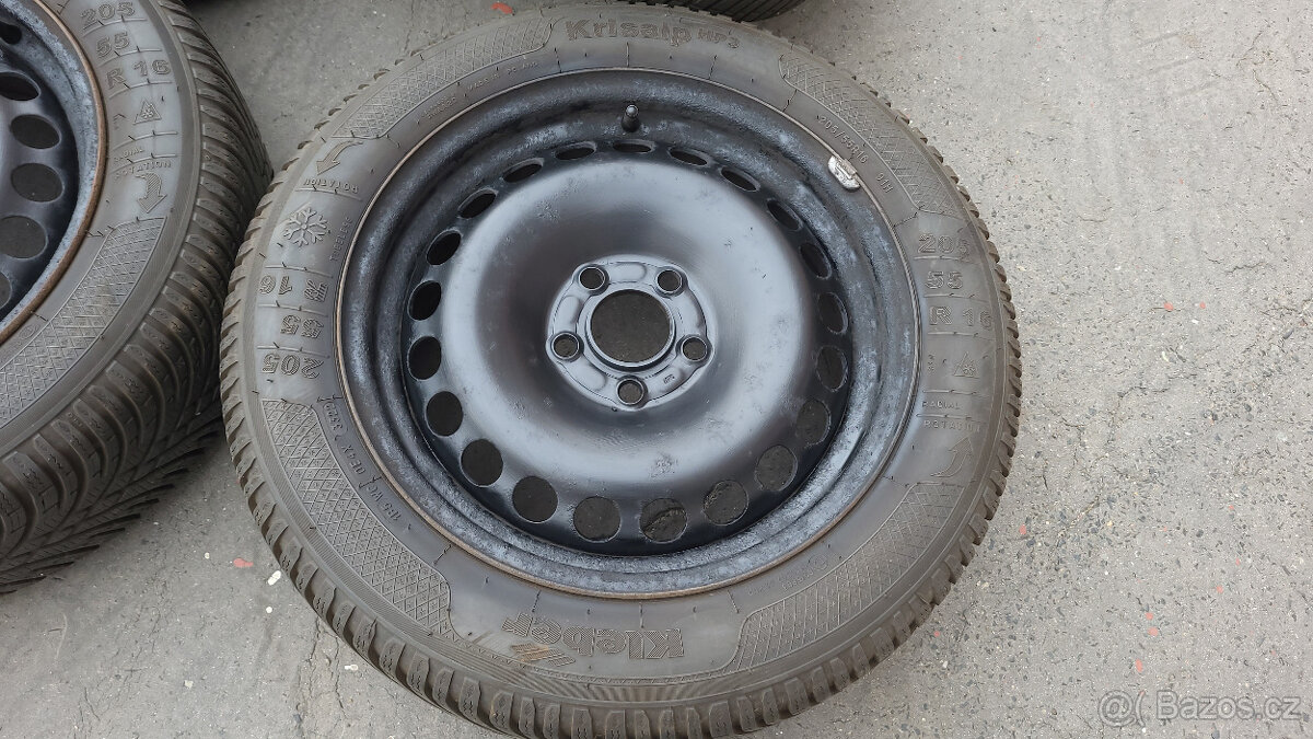 Zánovní zimní kola 16" 5x108 ET50 Volvo V40, V60, S60