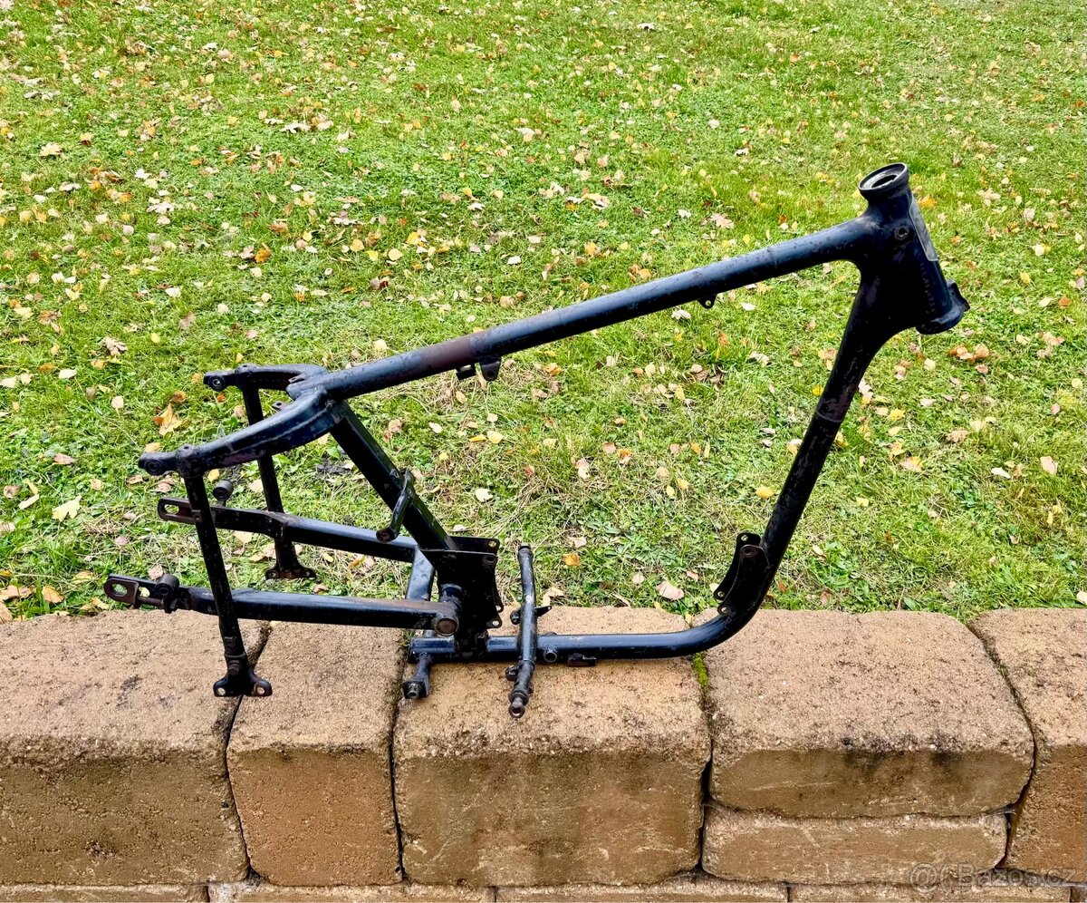 ČZ 125 453 - rám se štítkem rok 1961