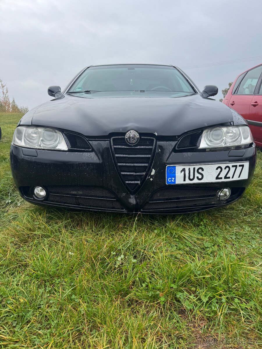 Alfa Romeo 166