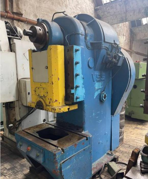 Lisy - excentrické LE 160 C