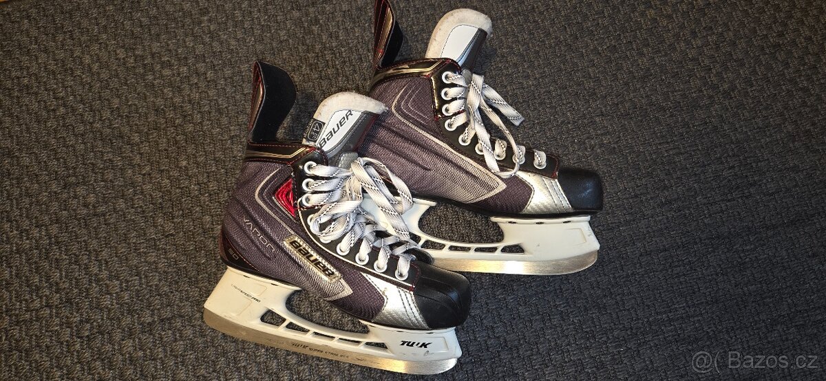 Dětské hokejové brusle