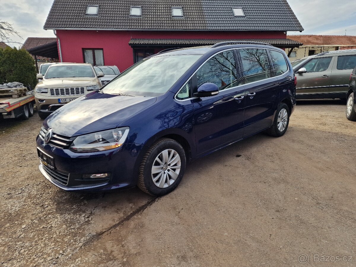 Volkswagen SHARAN 2,0TDI NAVIGACE TAŽNÉ 7MÍST