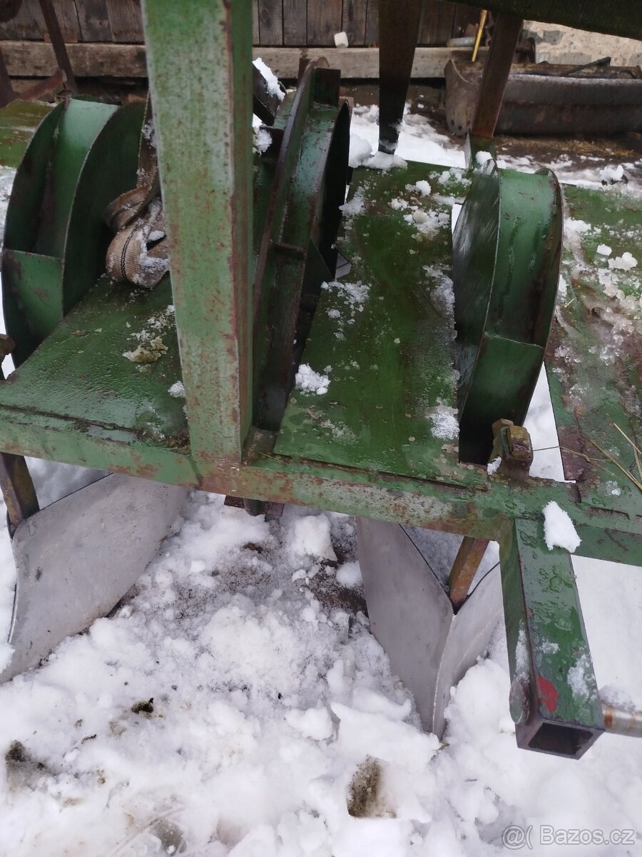 Sazečka na brambory