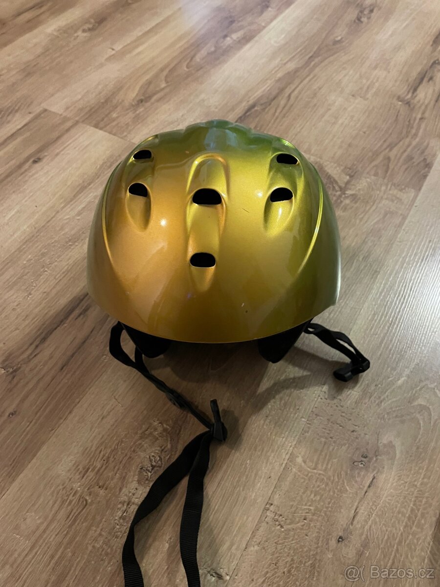 Dětská helma