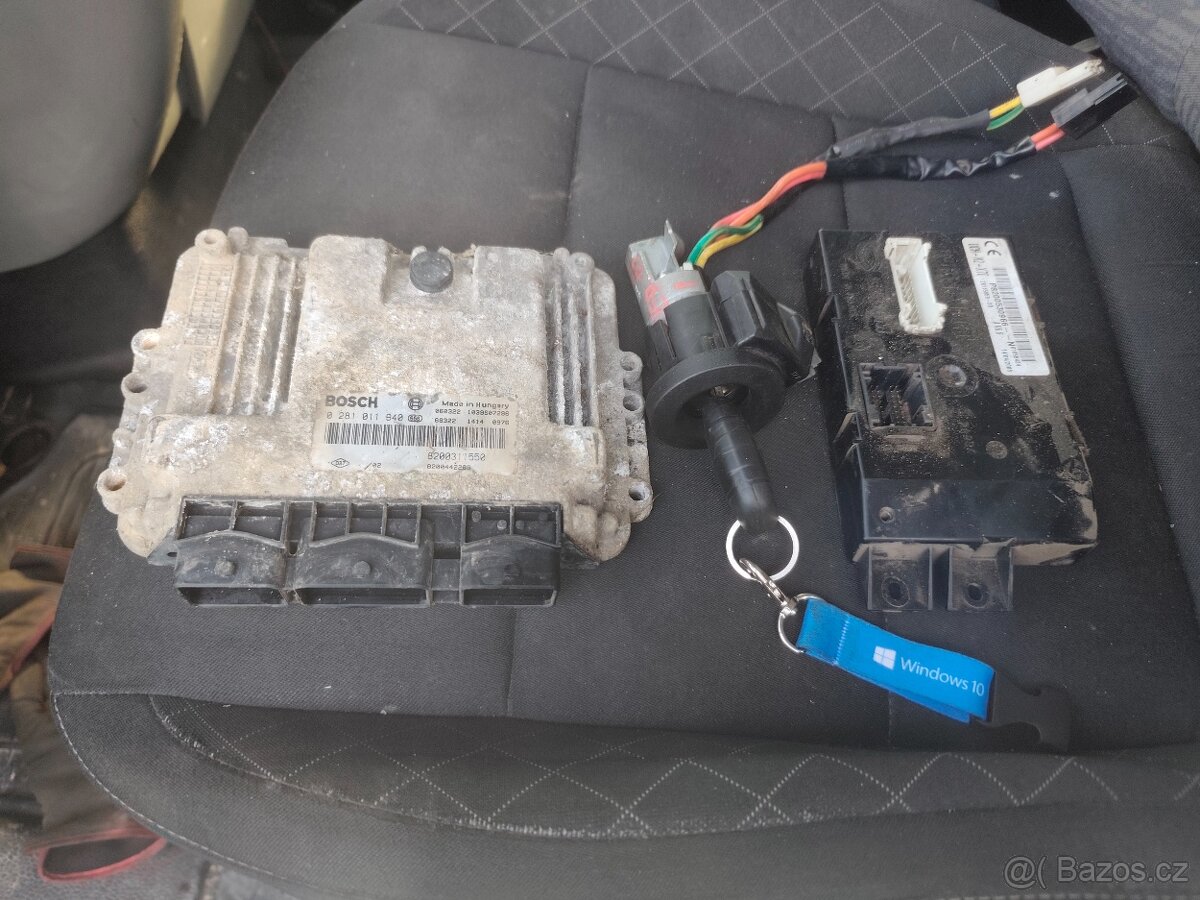 Řídící jednotka Renault master 2.5 dci