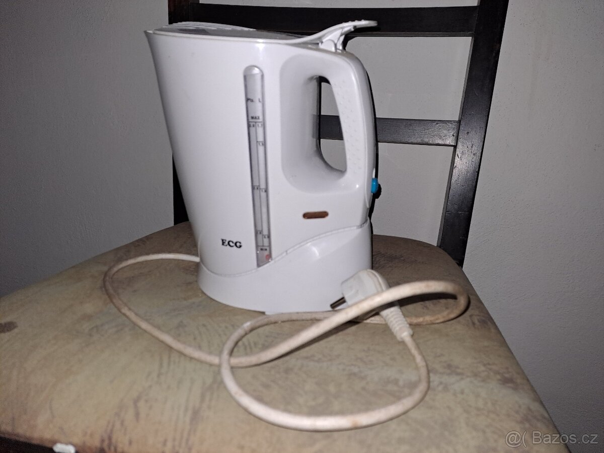 Rychlovarná konvice ECG