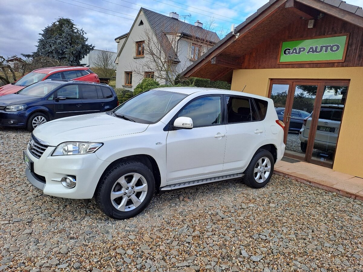 Toyota RAV4 2.2 D-4D 110kW 4X4 ČR AUTOMAT