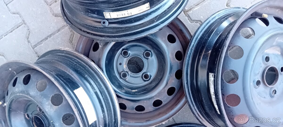 Plechove disky Toyota 15"