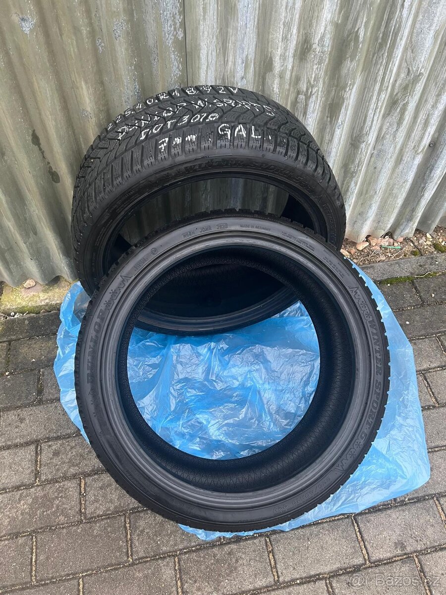 Dunlop Winter Sport 5 – 225/40 R18 92V, cca 7 mm 2ks