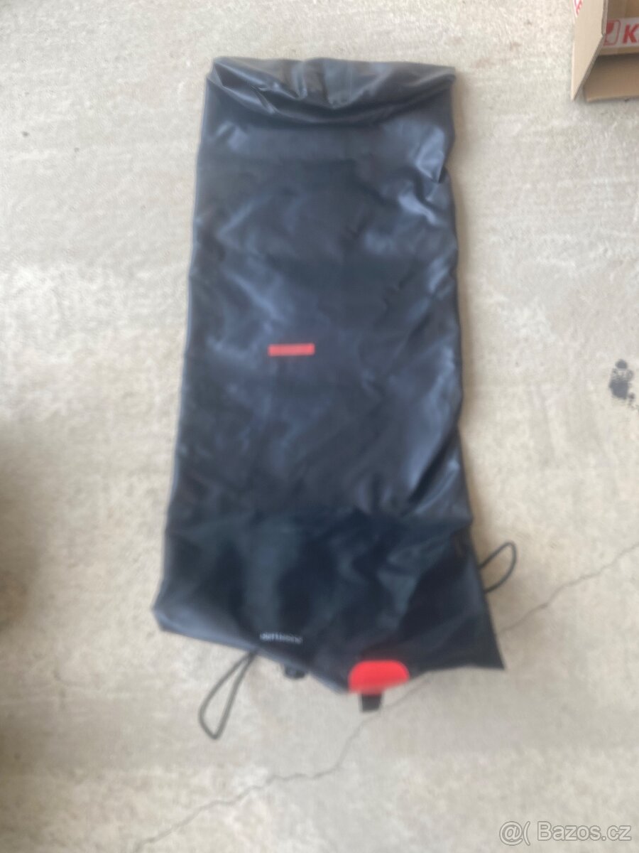 Nafukovací Boxovací pytel OUTHSOCK