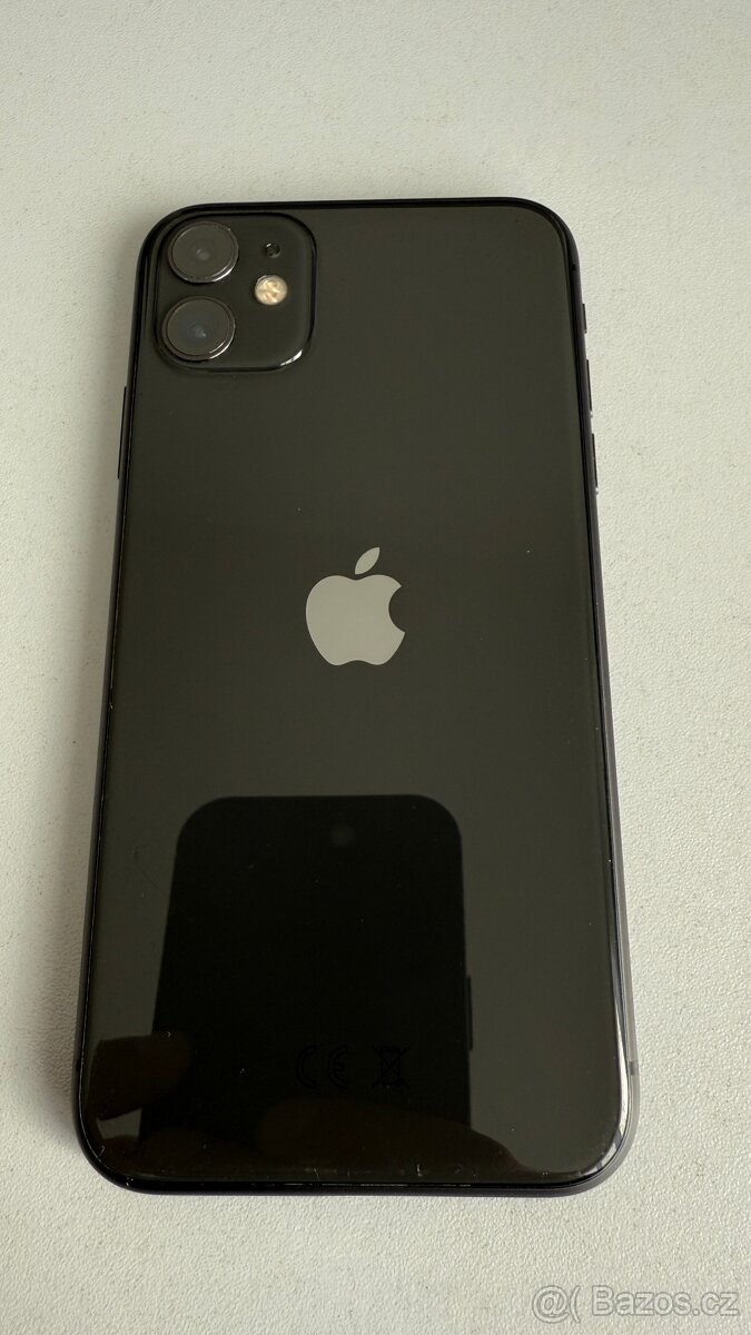 Iphone 11 64gb black 100% baterie a nový display