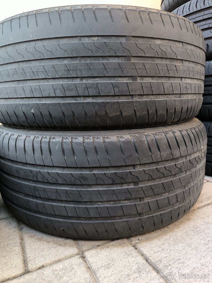 Letni pneu 225/45 R17