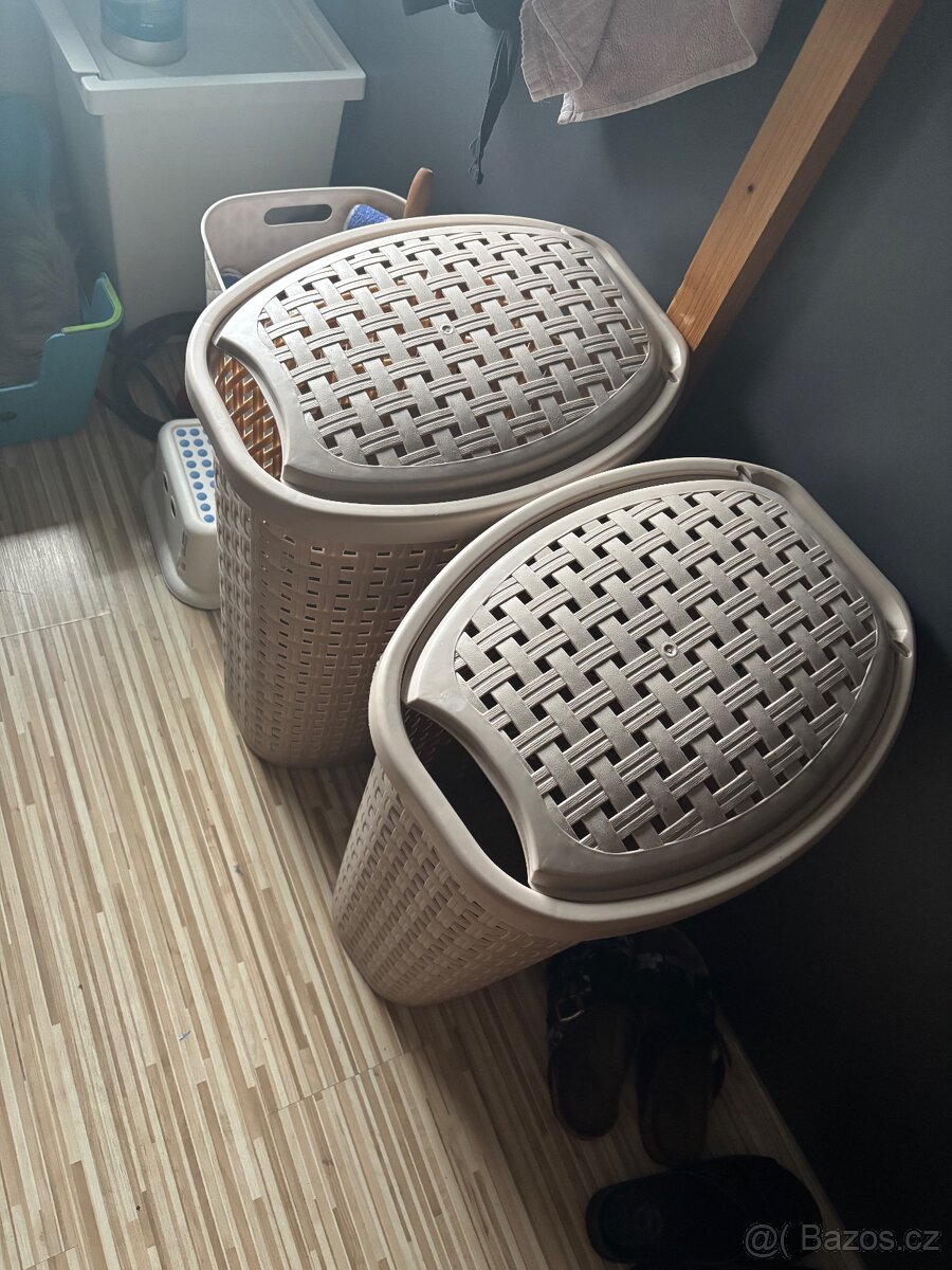 Úložné boxy, koše