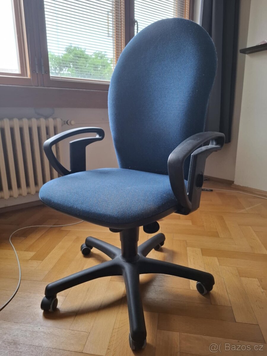 Kancelářská židle