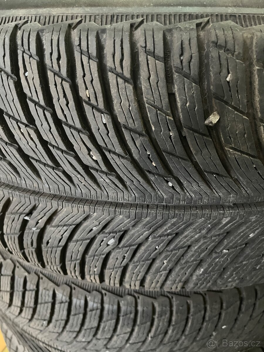 Michelin Alpin 5 – 255/55 R20