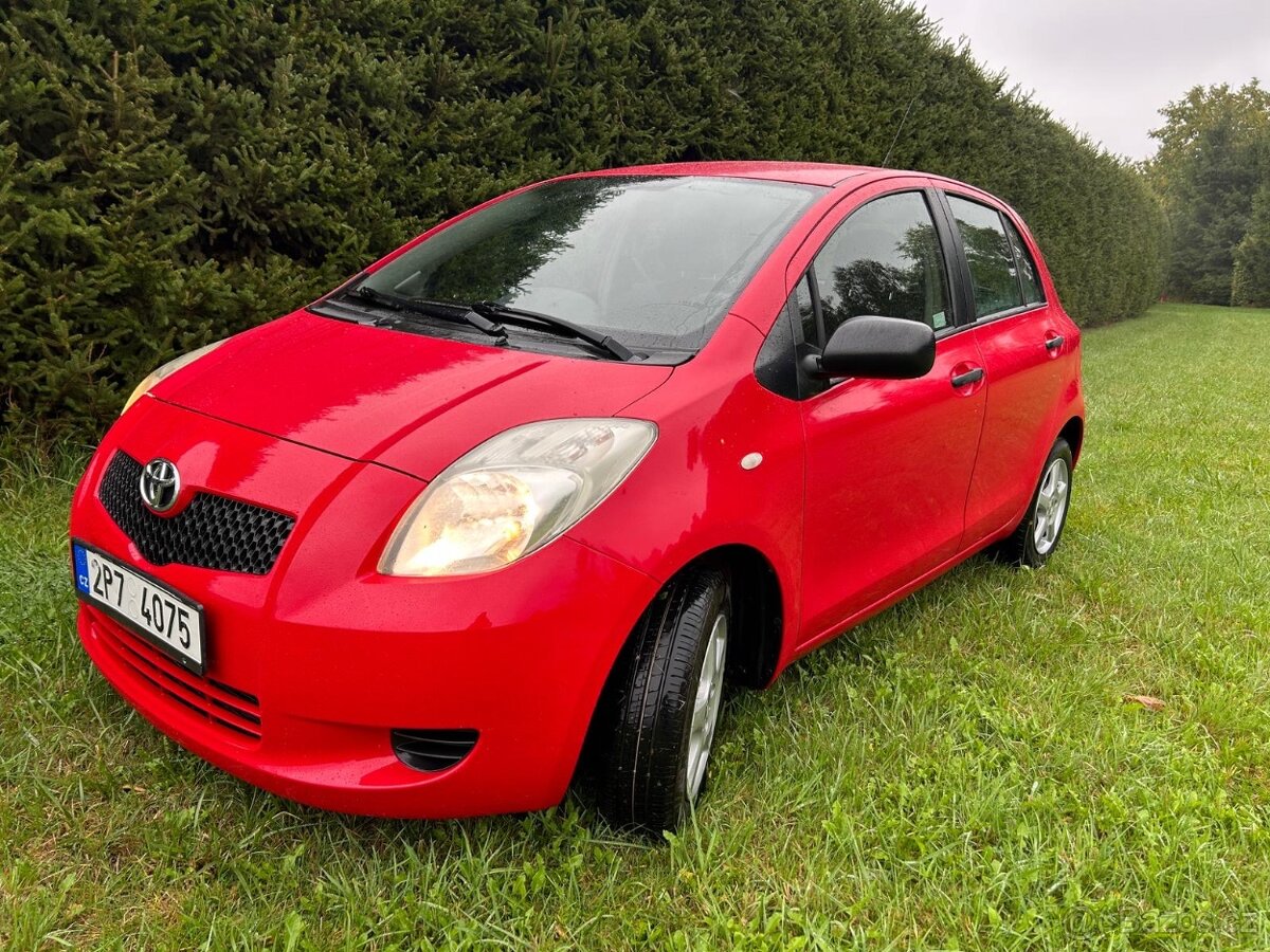 Toyota Yaris 1,0 VVT-i 51 KW r.v. 2006