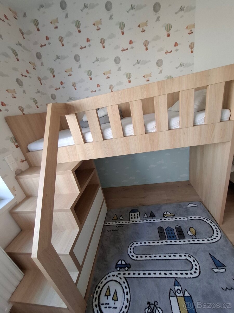 Dětská postel