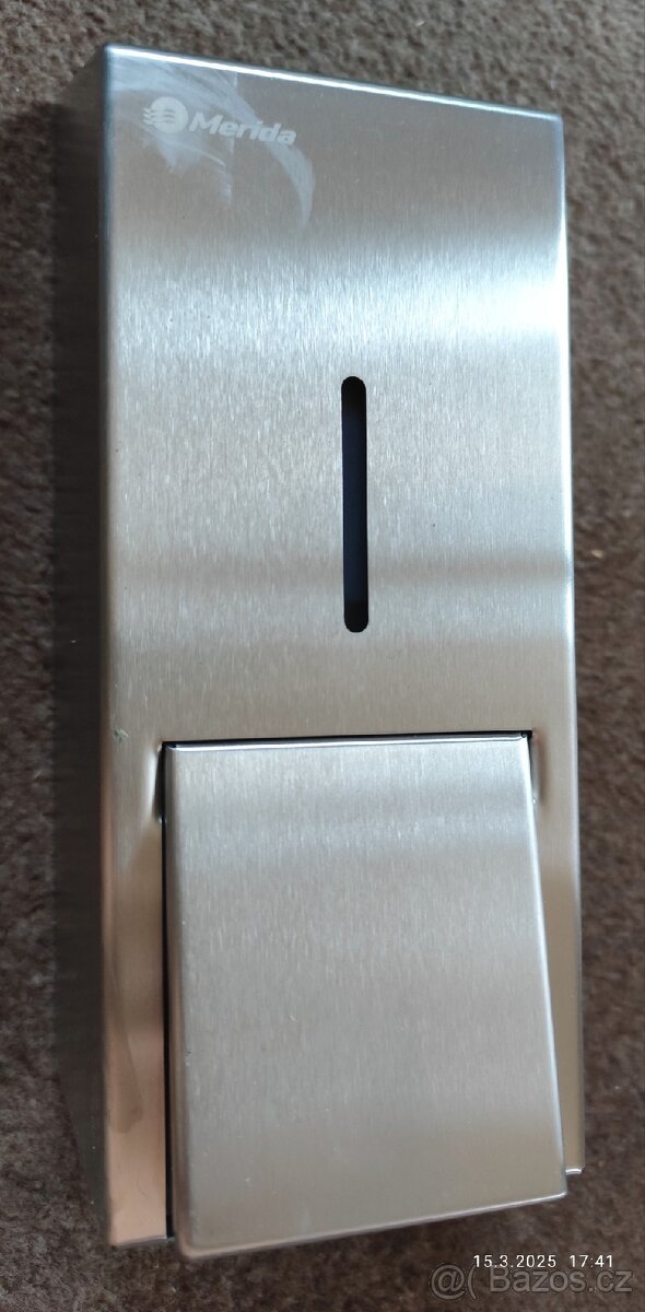 Dávkovač mýdla Merida Stella maxi DSB 106